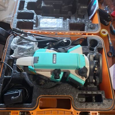 Тахеометры Nikon NPR-352