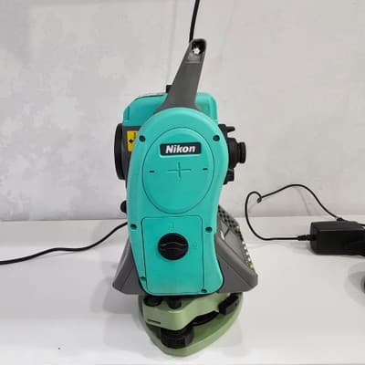 Тахеометры Nikon Nivo M