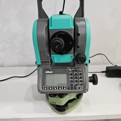 Тахеометры Nikon Nivo M